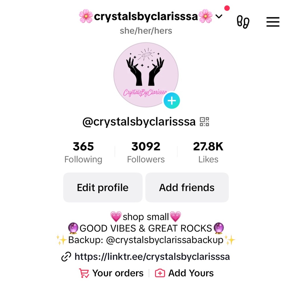 Crystalsbyclarisssa - please give me a follow to support small🌸
